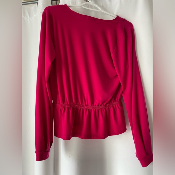 Banana Republic Fuchsia Wrap Blouse NWOT SIZE SMALL long sleeve - Picture 6 of 6